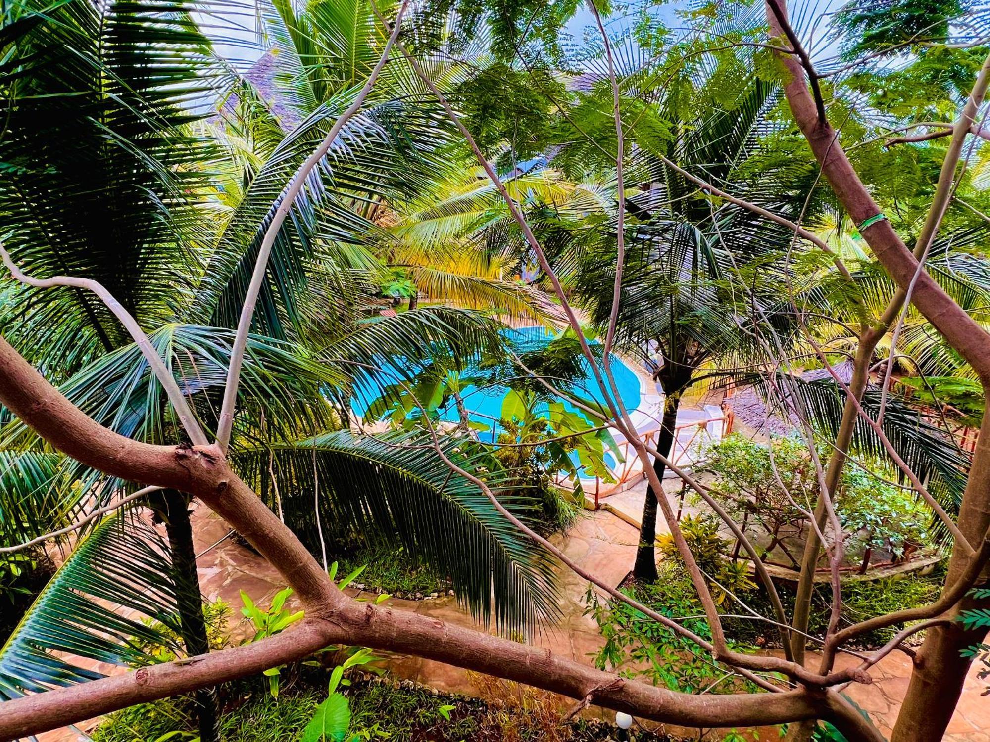 Hotel Tropical Nungwi Exterior foto