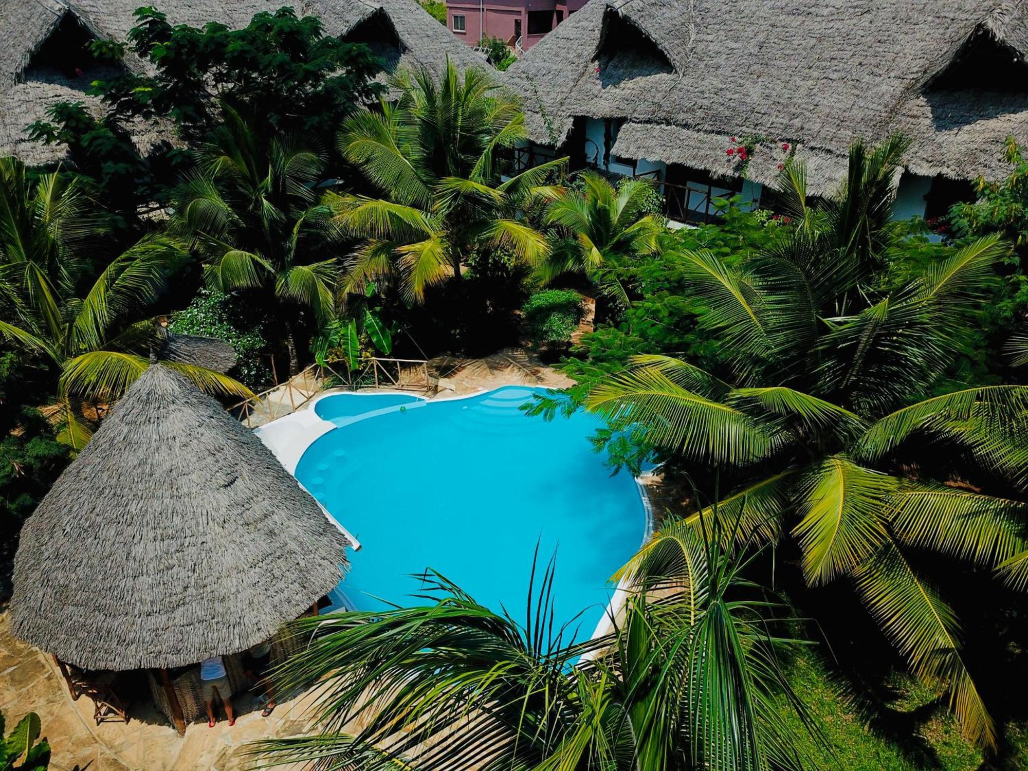 Hotel Tropical Nungwi Exterior foto