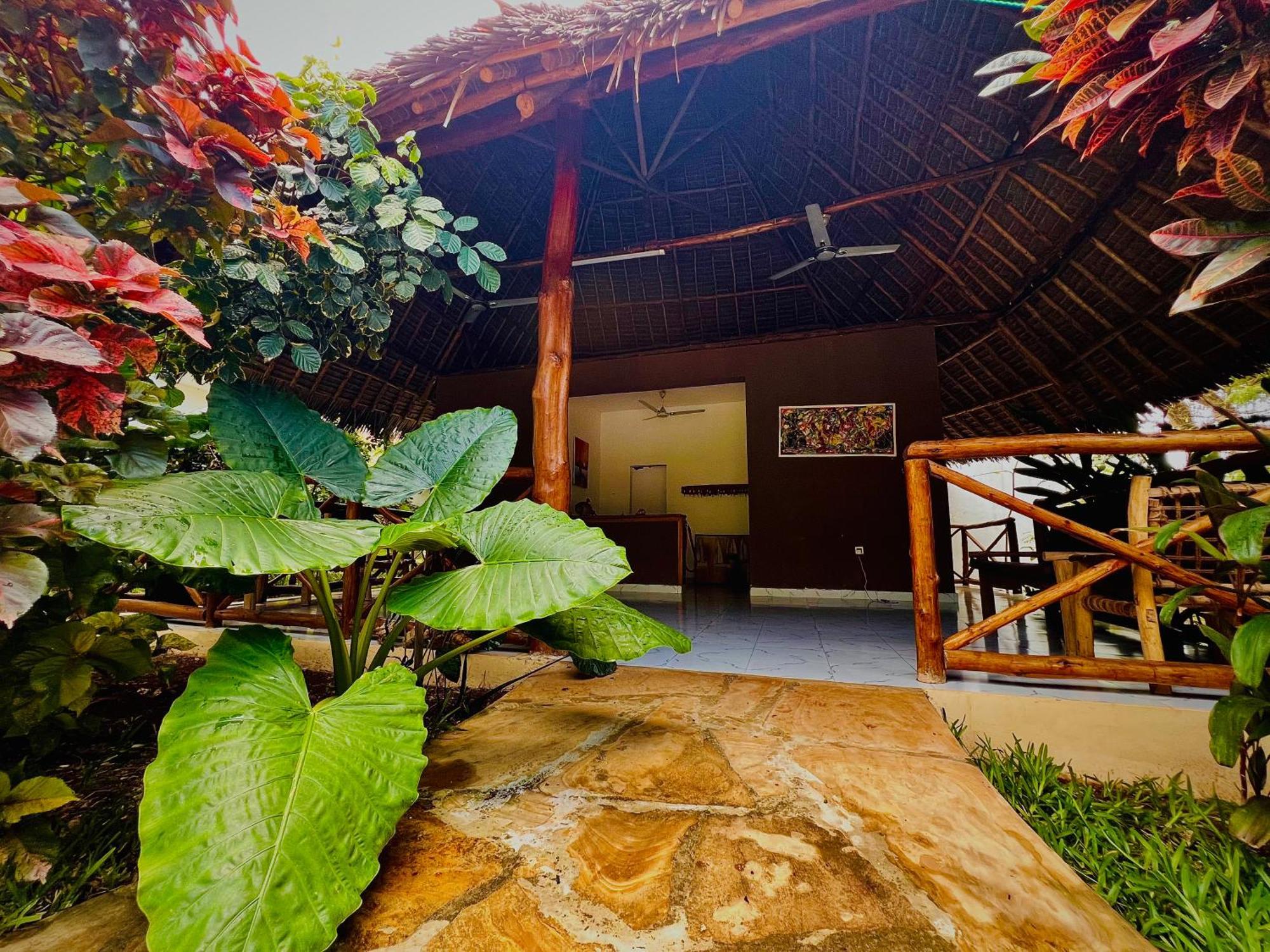 Hotel Tropical Nungwi Exterior foto