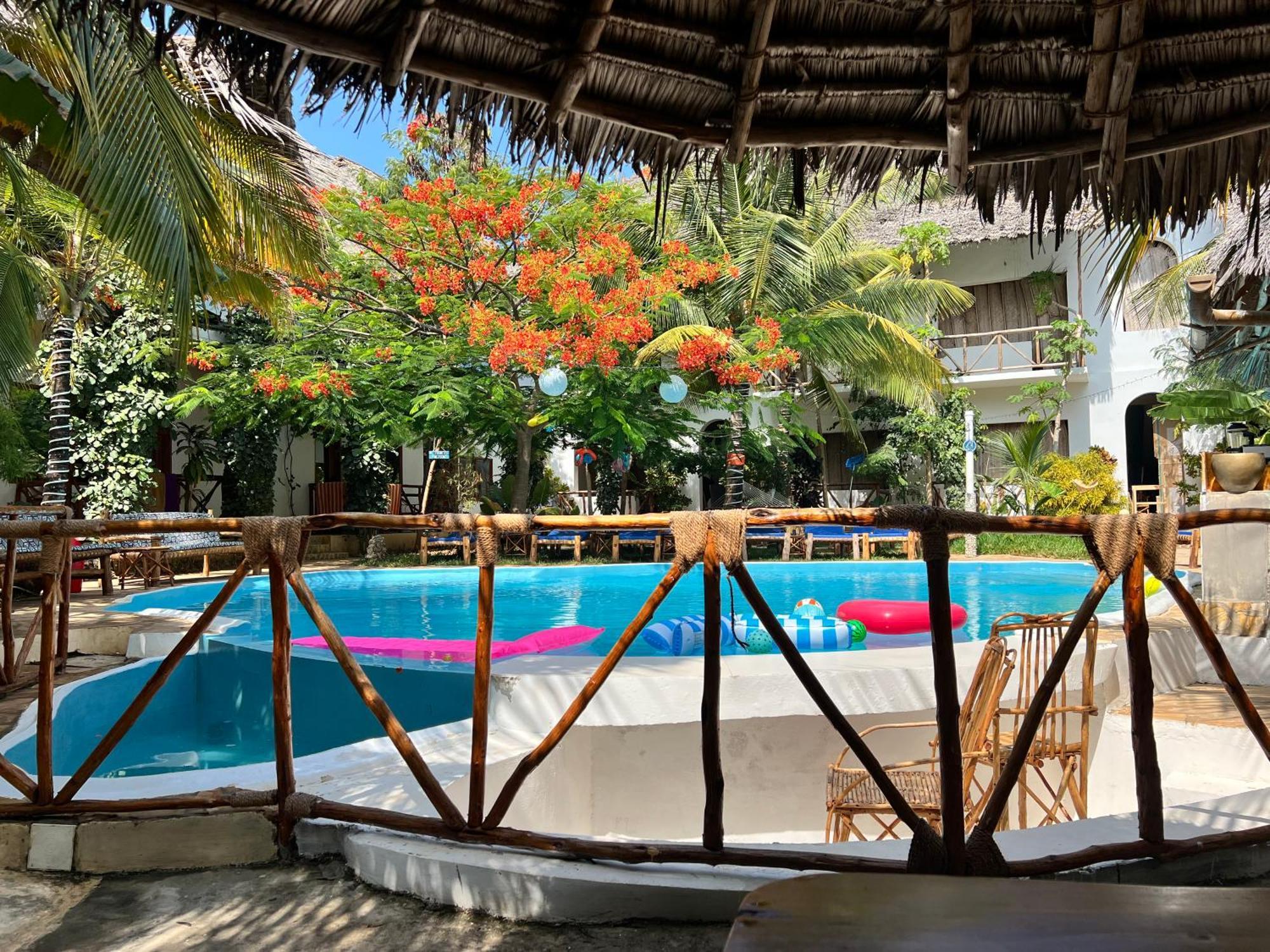 Hotel Tropical Nungwi Exterior foto